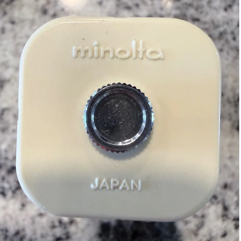Minolta Autopak-8 D6 Super 8 Movie Camera with Case and Manual Vintage Japan